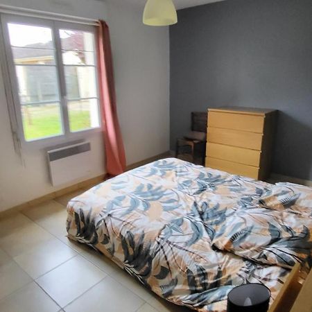 Maison De Plein Pied Avec Jardin Privatif Centre Ville Milly-la-Foret Luaran gambar